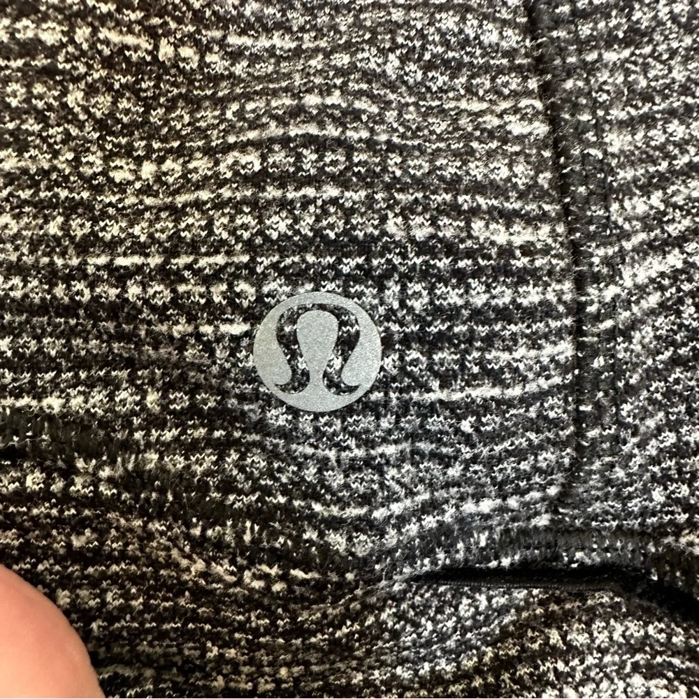 Lululemon Athletica Women’s Think Fast Pullover Stretch Workout Exercise Sweater